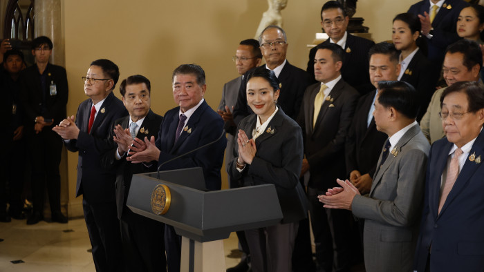 A botrányos telefonbeszélgetés után ügyvivő kormányzás következik