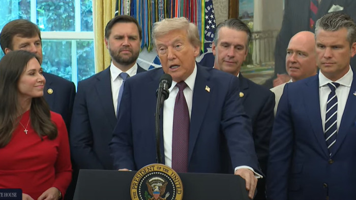 Donald Trump megjelent a nyilvánosság előtt - videó