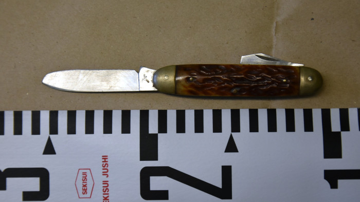 Elvágta kórházban fekvő apja infúziós csövét egy sarkadi fiú