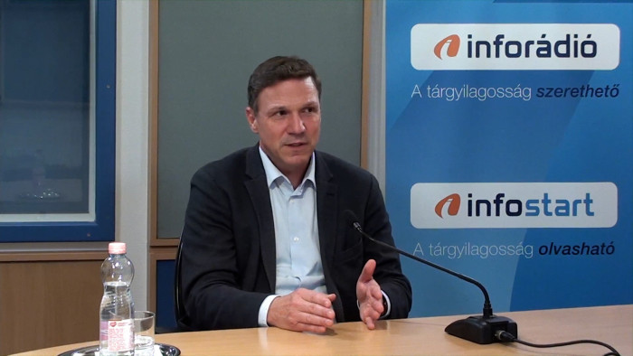 Fejérdy Gergely: patthelyzet Franciaországban, a társadalom közel 80 százaléka elutasítja Macron elnököt