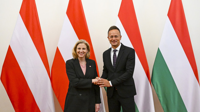 Szijjártó Péter: ez így nem megy tovább!