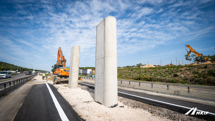 A hidakat sem kímélik már az M1-esen