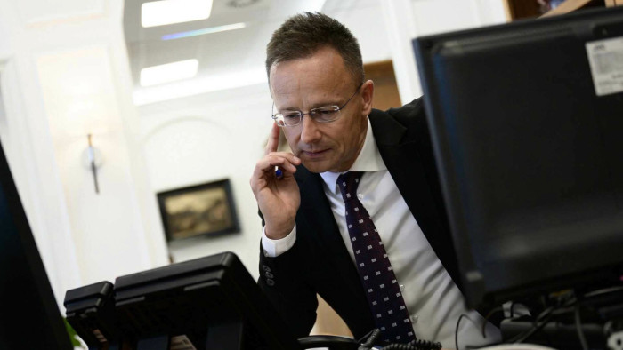 Szijjártó Péter: kiszabadulhat a magyar túsz is