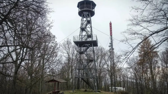 Tragédia történt a híres magyar kilátónál