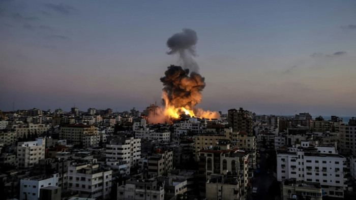 Kiterjed a háború: az éjszakai bombázások után reggel Izrael megindíthatta a Gázaváros elleni hadműveletet