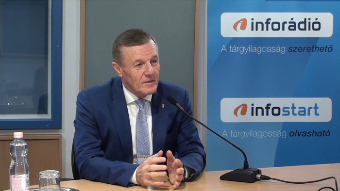 Resperger István: százezrek haltak már meg az ukrán fronton, rengeteg a kéz vagy láb nélküli ember