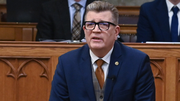 Felmentették a legfőbb ügyész helyettesét