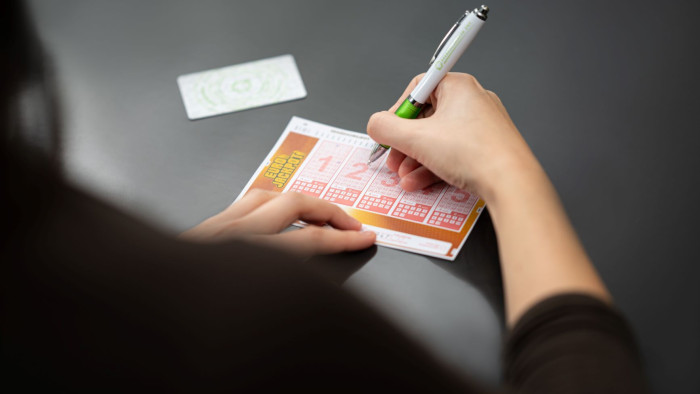 Csaknem 50 milliárd forint a tét – ma bárki megnyerheti