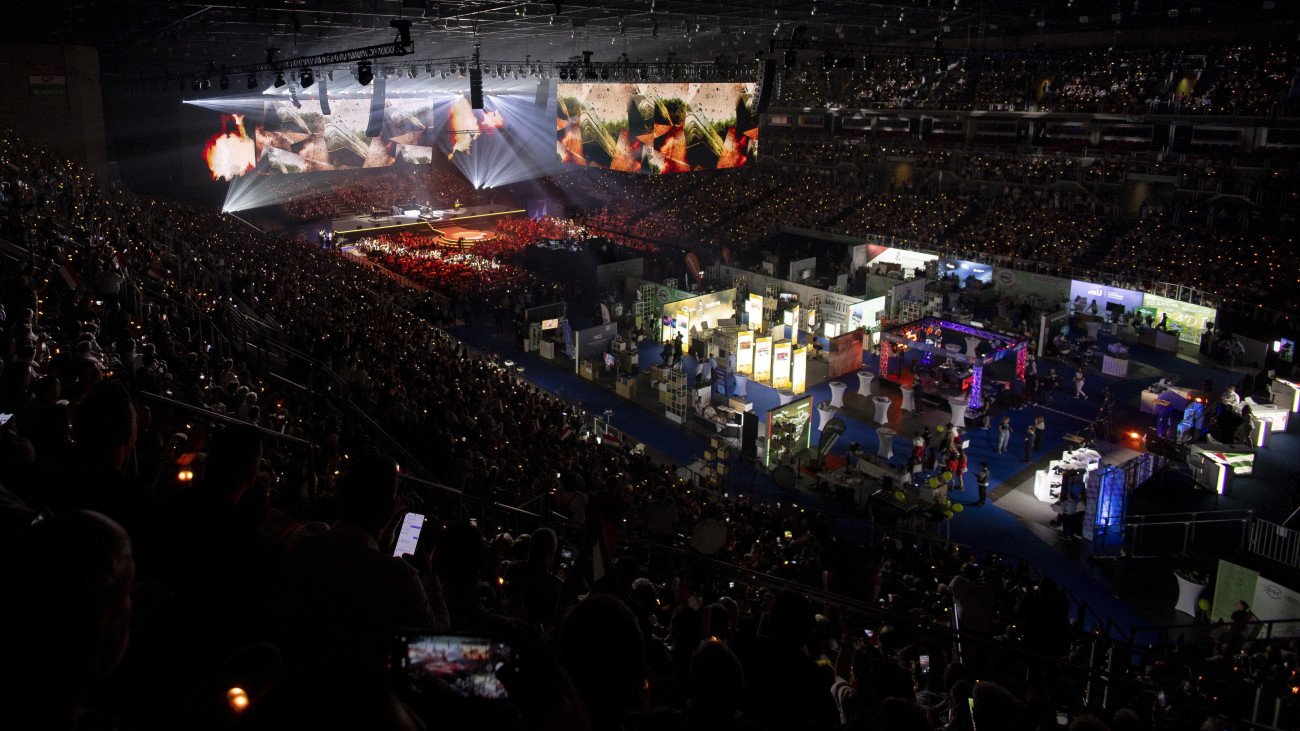 A Miniszterelnöki Kommunikációs Főosztály által közreadott képen a Digitális Polgári Körök első országos találkozója a Papp László Budapest Sportarénában 2025. szeptember 20-án.