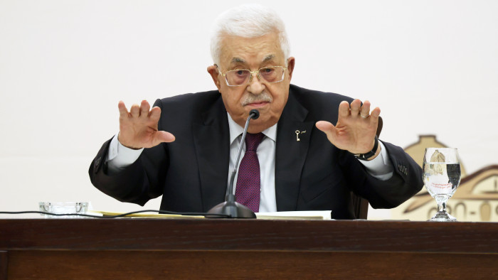 Döntött az utódlásáról Mahmúd Abbász palesztin elnök