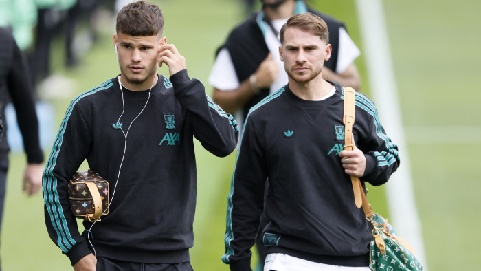 Egyre keményebb kritikákat kap a Liverpool világbajnoka – Ő húzza le Kerkez Milos játékát?