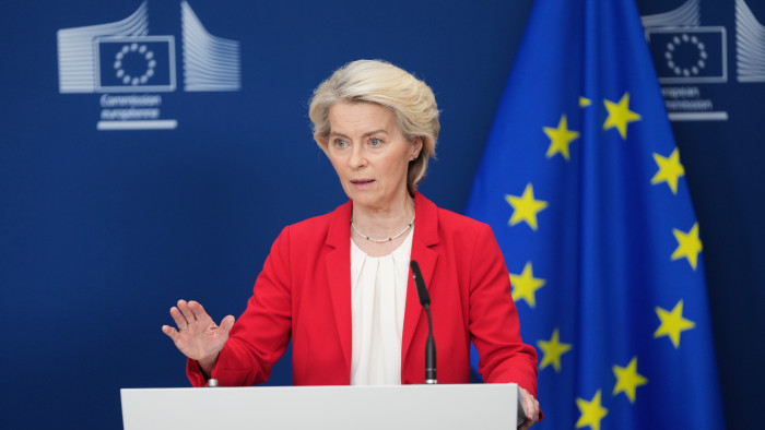 Elbukott az Ursula von der Leyen elmozdítását célzó két bizalmatlansági indítvány