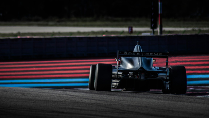 Már csak kettőt kell aludni a Szingapúri Nagydíjig, itt az edzés – sport a tévében