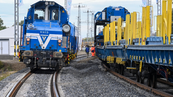 Berobog az új KRESZ, itt a tervezete – a nap hírei