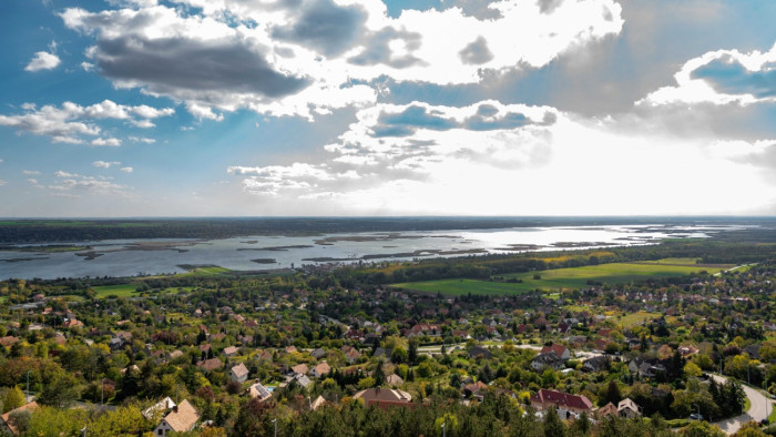 Fordulat a népszerű magyar szabadstrand körüli háborúskodásban