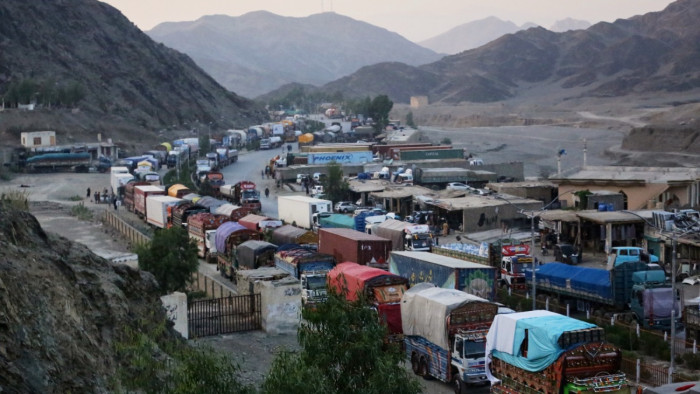 Tűzpárbaj, megtorlás, vádaskodás – háborús hangulat a határon