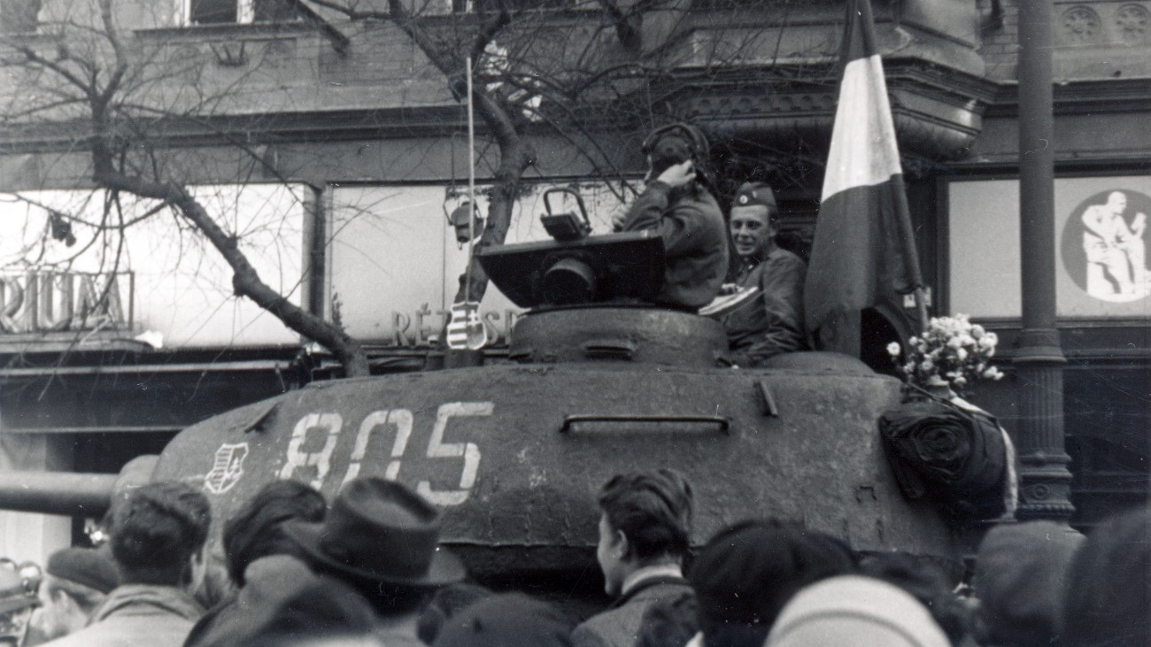 Csúnyán egymásnak esett Magyar Péter és Toroczkai László 1956 ürügyén