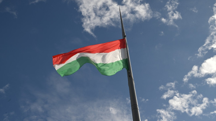 Rendbontás nélkül zajlottak az október 23-i tömegrendezvények – percről percre