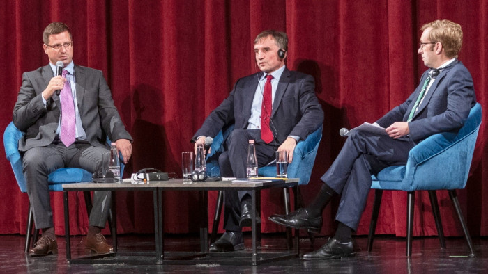 Gulyás Gergely: Lengyelországban a jogállam alapjai sérültek