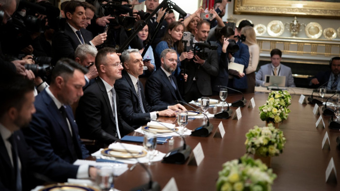 „Mi túlbonyolítjuk” – Lázár János a kampányról és a washingtoni látogatásról