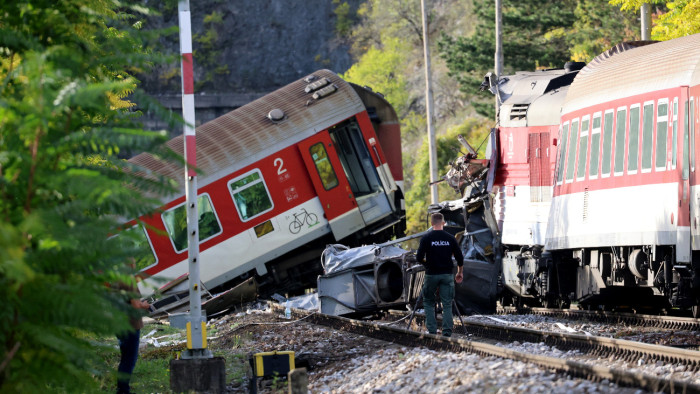 Robert Fico a teljes vasúti vezetést menesztené az újabb baleset után