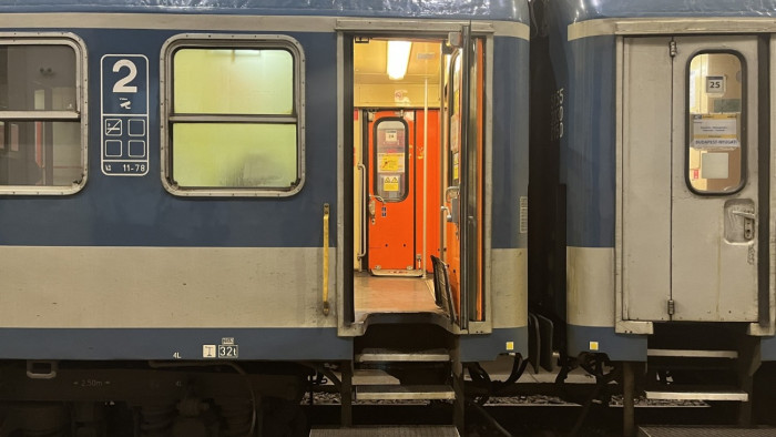 Vonat, busz, HÉV: változások jönnek a közlekedésben – itt vannak a részletek!