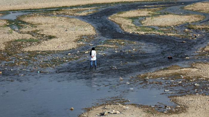 A probléma megoldhatatlan: el kell költöztetni a fővárost az elnök szerint