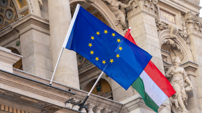 Brüsszeli figyelmeztetés: veszélyes kategóriába került Magyarország a költségvetési helyzet miatt