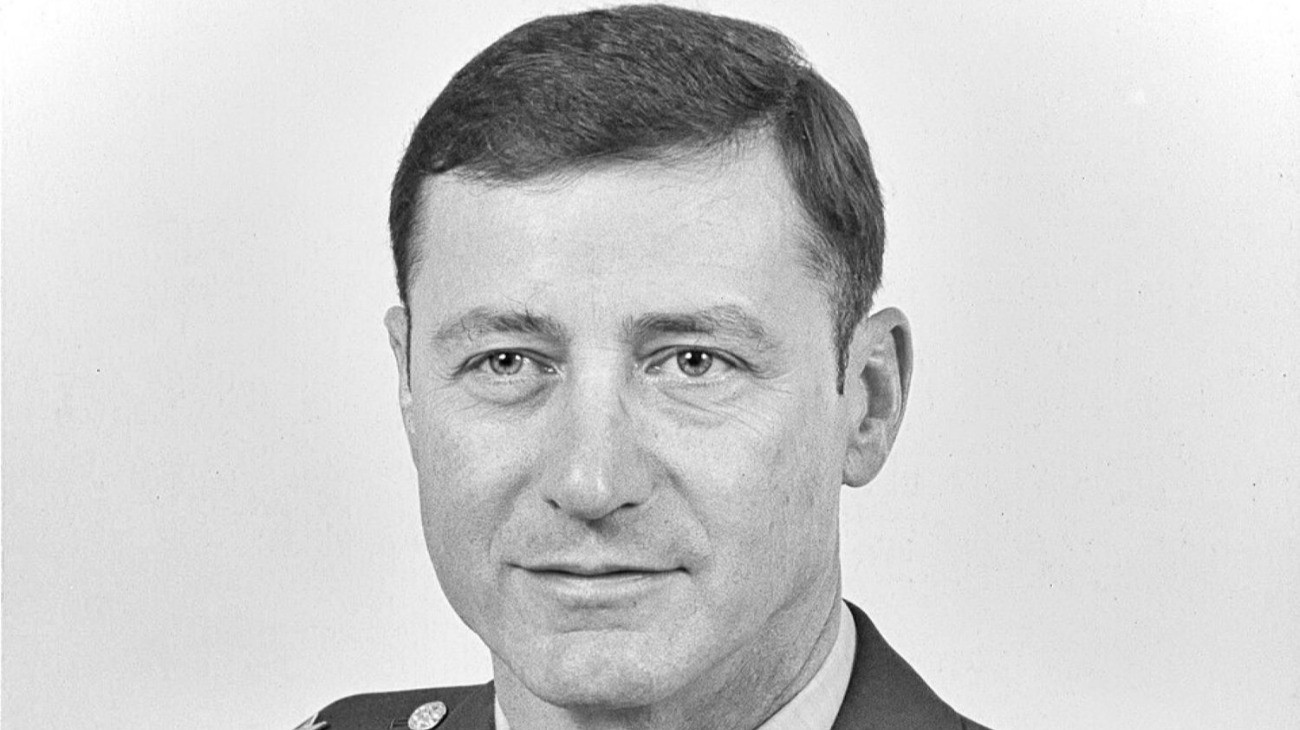 Elhunyt Wass Albert amerikai tábornok fia