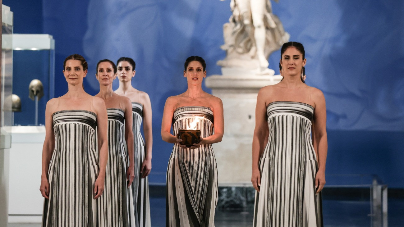 Már lobog a téli olimpia lángja – videó