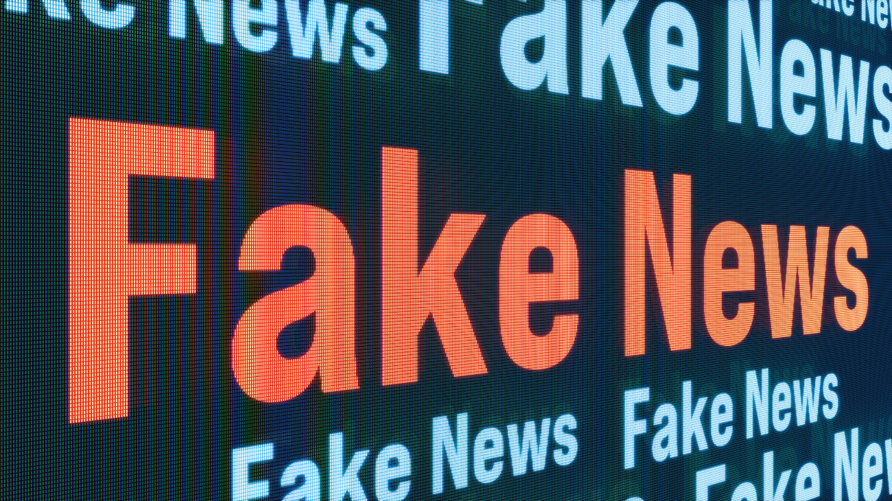 Egyedül a magyar kormány nem támogatja megbízható hírekhez való hozzáférést