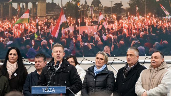 Sajtóinformációk: tavaly ősszel csaknem elértek a töréspontig a Tisza belső konfliktusai
