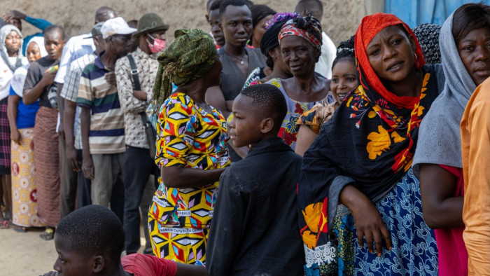 Kiemelt bérezéssel várja a mentőszolgálat önkéntesek jelentkezését Csádba