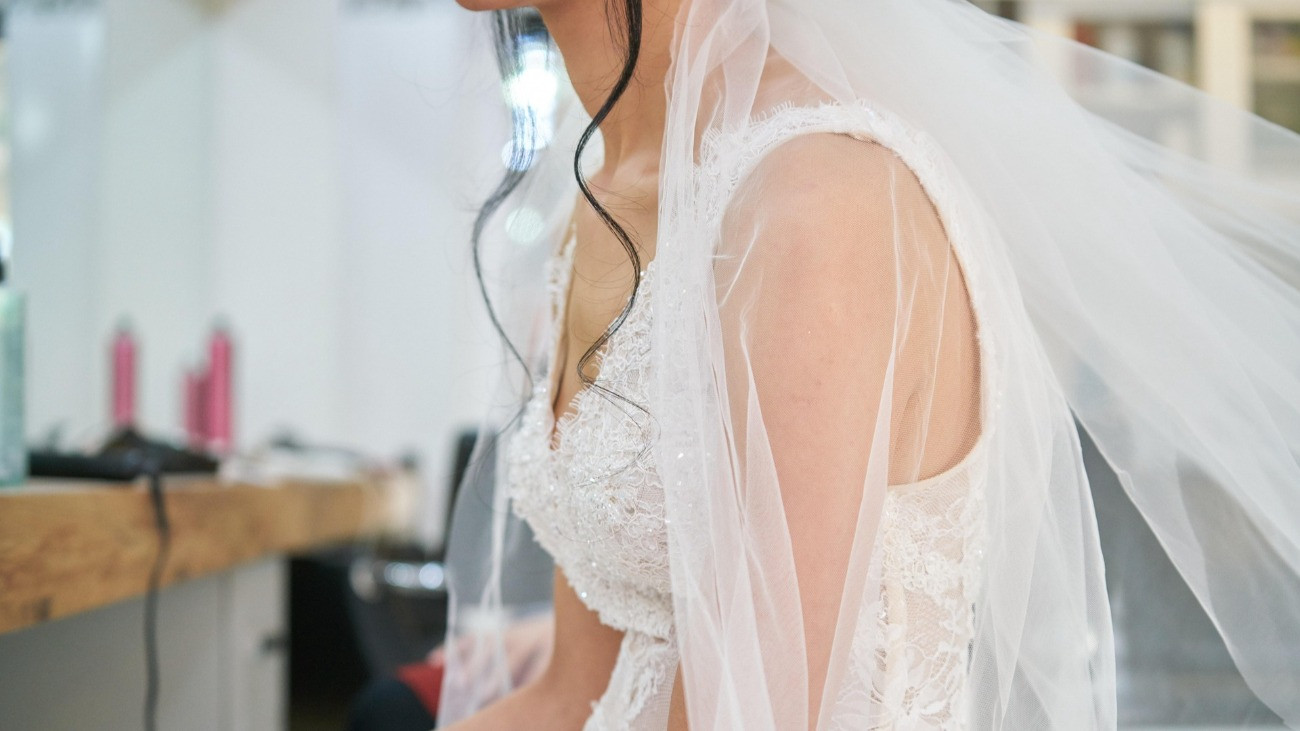 Gyilkolt a menyasszonyi ruha, pontosabban a közösségi média körüli esztelenség