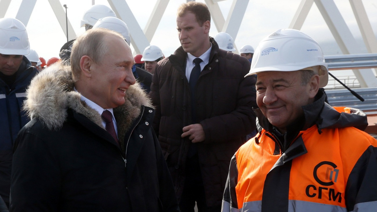 Vlagyimir Putyin orosz elnök és Arkagyij Rotenberg milliárdos.