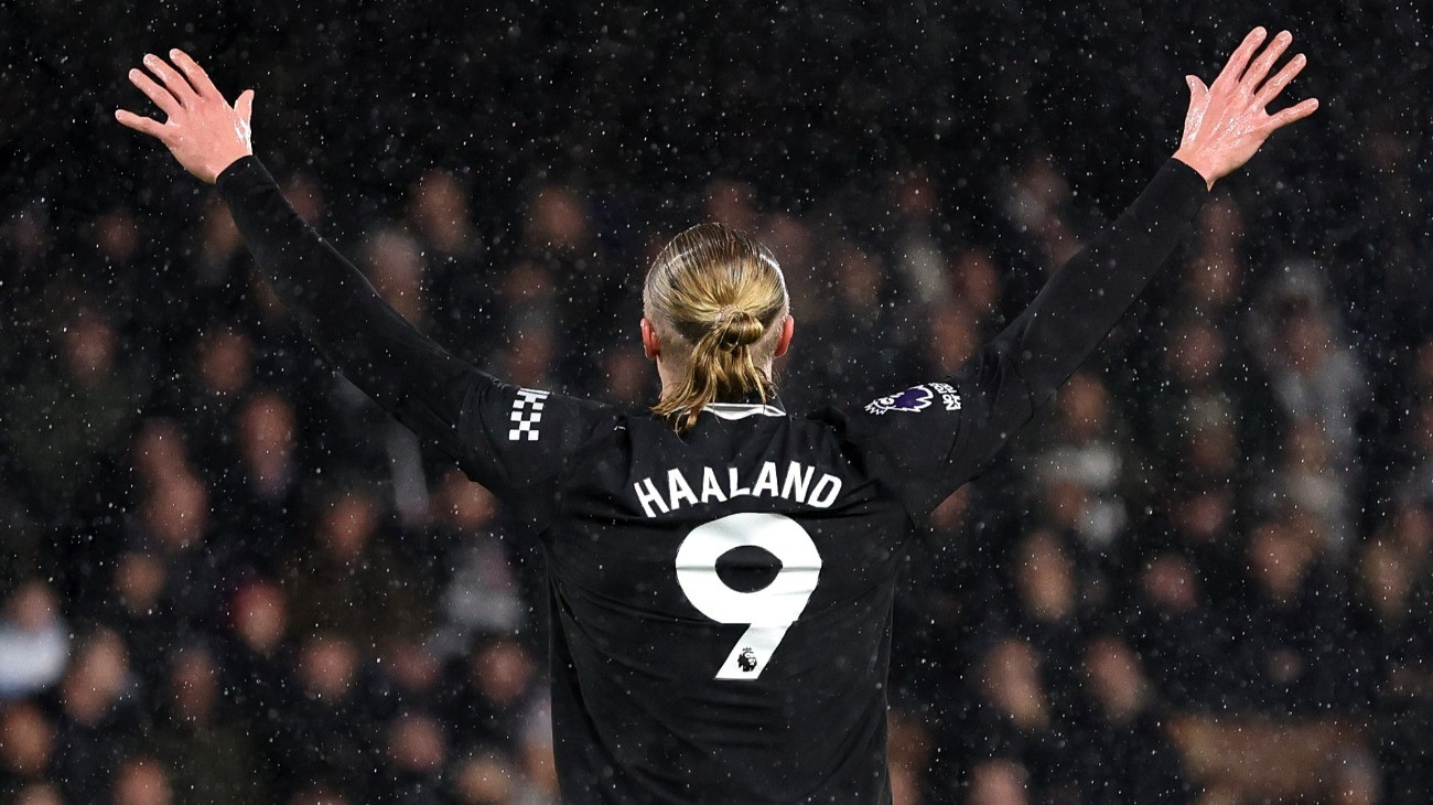 A Manchester City 5–4-re nyert a Fulham otthonában az angol labdarúgó-bajnokság 14., hétközi fordulójának kedd esti mérkőzésén.Photo by Justin Setterfield/Getty Images