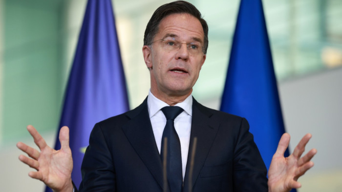 Szijjártó Péter szerint a NATO-főtitkár pálfordulása egyértelmű jel