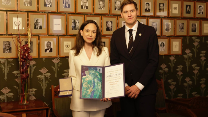 Két utat tervez a friss Nobel-békedíjas