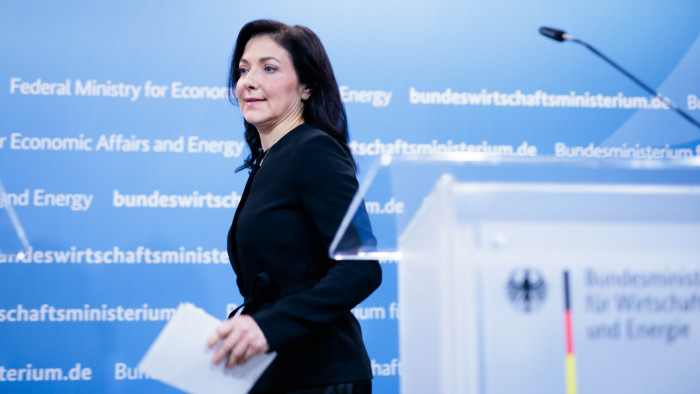 Válságüzenet Berlinből: először fordul elő, hogy a kormány nem képes betartani jóléti ígéretét