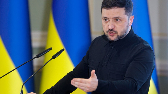 Az űrből fognak ellenőrizni – ismertette az új, 20 pontos béketervet Volodimir Zelenszkij