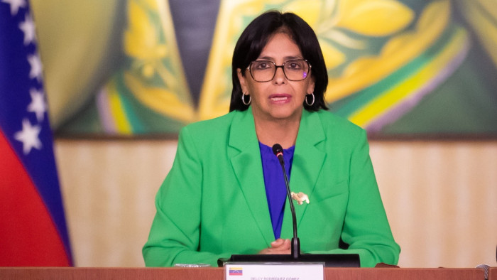 Ügyvivő elnököt neveztek ki Venezuela élére