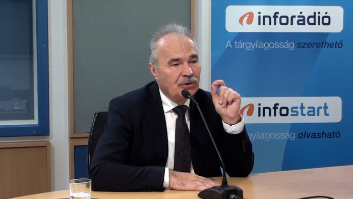 Nagy István az Arénában: 6-7 ezer állat leölése parancsolhat megálljt az Aujeszky-betegségnek