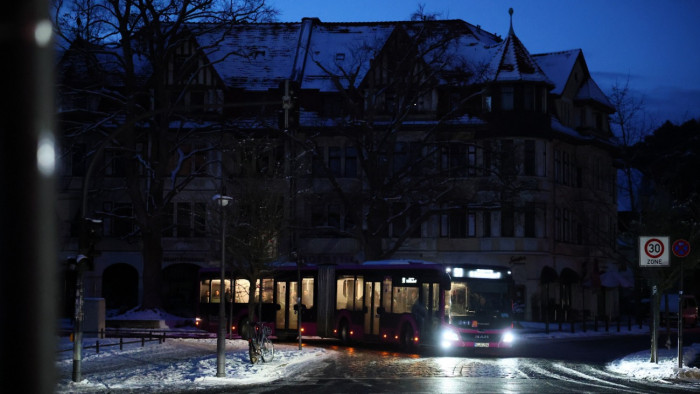 Áramszünet ide vagy oda, teniszezni ment Berlin polgármestere, kitört a botrány