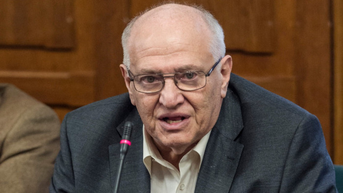 Elhunyt Kolosi Tamás