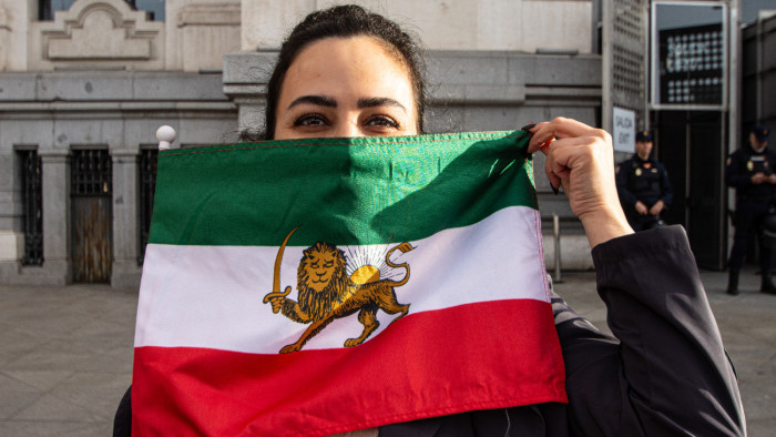 Szakértő: Irán térsége összezárna az Egyesült Államok beavatkozása ellen