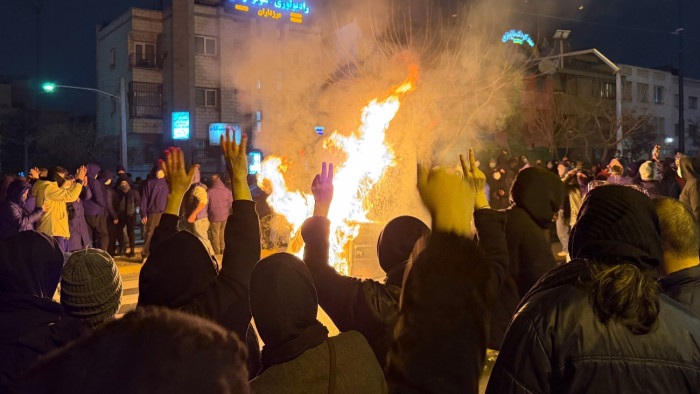 Kis-Benedek József: meg vannak számlálva az iráni vezetés napjai, az USA és Izrael heteken belül beavatkozhat