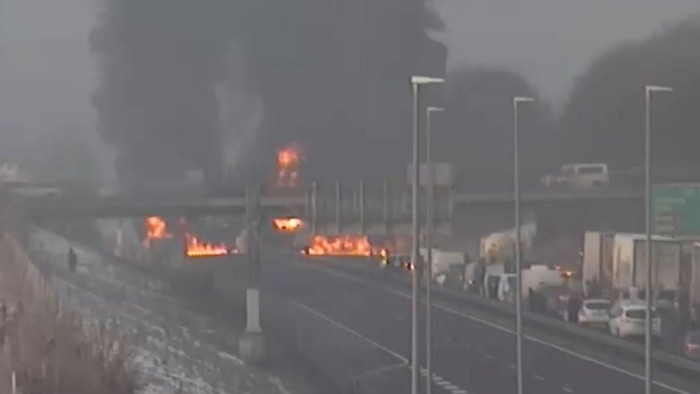 Hatalmas robbanás a szlovén fő sztrádán