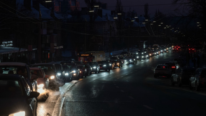 Orosz légitámadás Kijev és Harkiv ellen