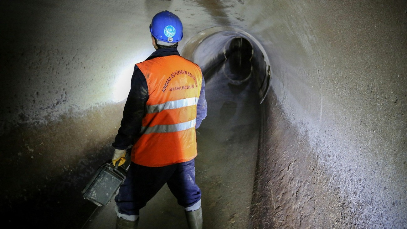 Katasztrófával fenyegetik Budapest csatornarendszerét a zsírszörnyek