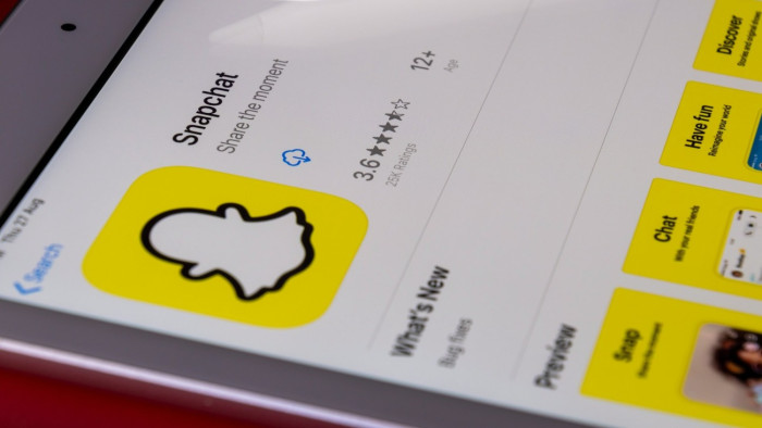 Mostantól részletesen beszámol a szülőknek a Snapchat, hogy kivel és miért beszélt a gyerek
